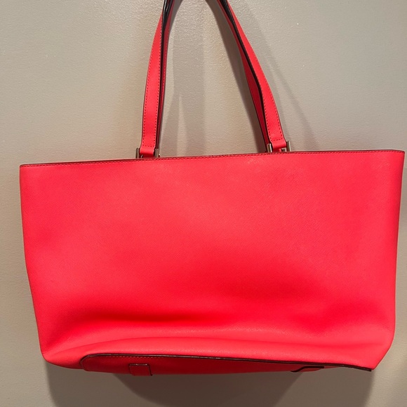 Kate Spade Newbury tote. Large. Strawberry Pink. NWOT - Picture 7 of 13
